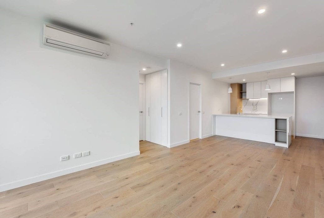 2 bedrooms Apartment / Unit / Flat in  CARNEGIE VIC, 3163