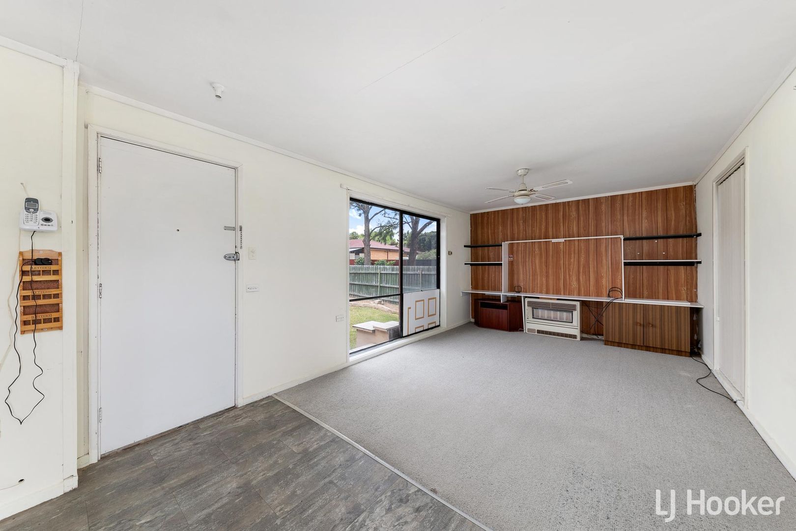 12 Yabsley Place, Charnwood ACT 2615, Image 1