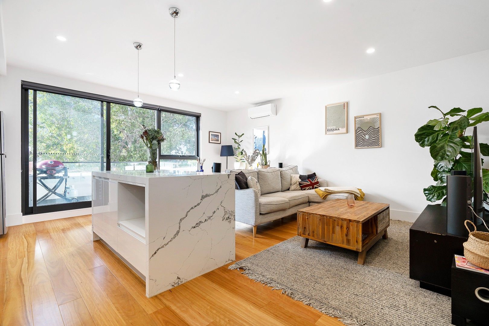 2 bedrooms Apartment / Unit / Flat in 104/105 Westbury Street BALACLAVA VIC, 3183