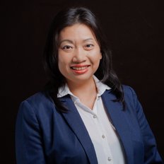 Courtney Nguyen, Sales representative
