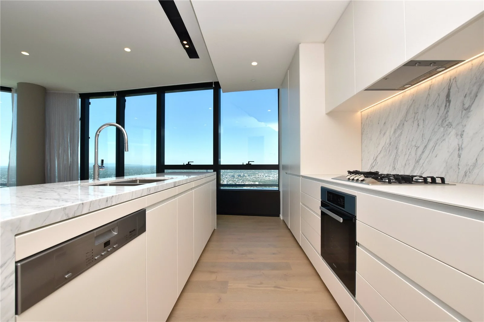 Additional image 7 of 7203/70 Southbank Boulevard, Southbank VIC 3006