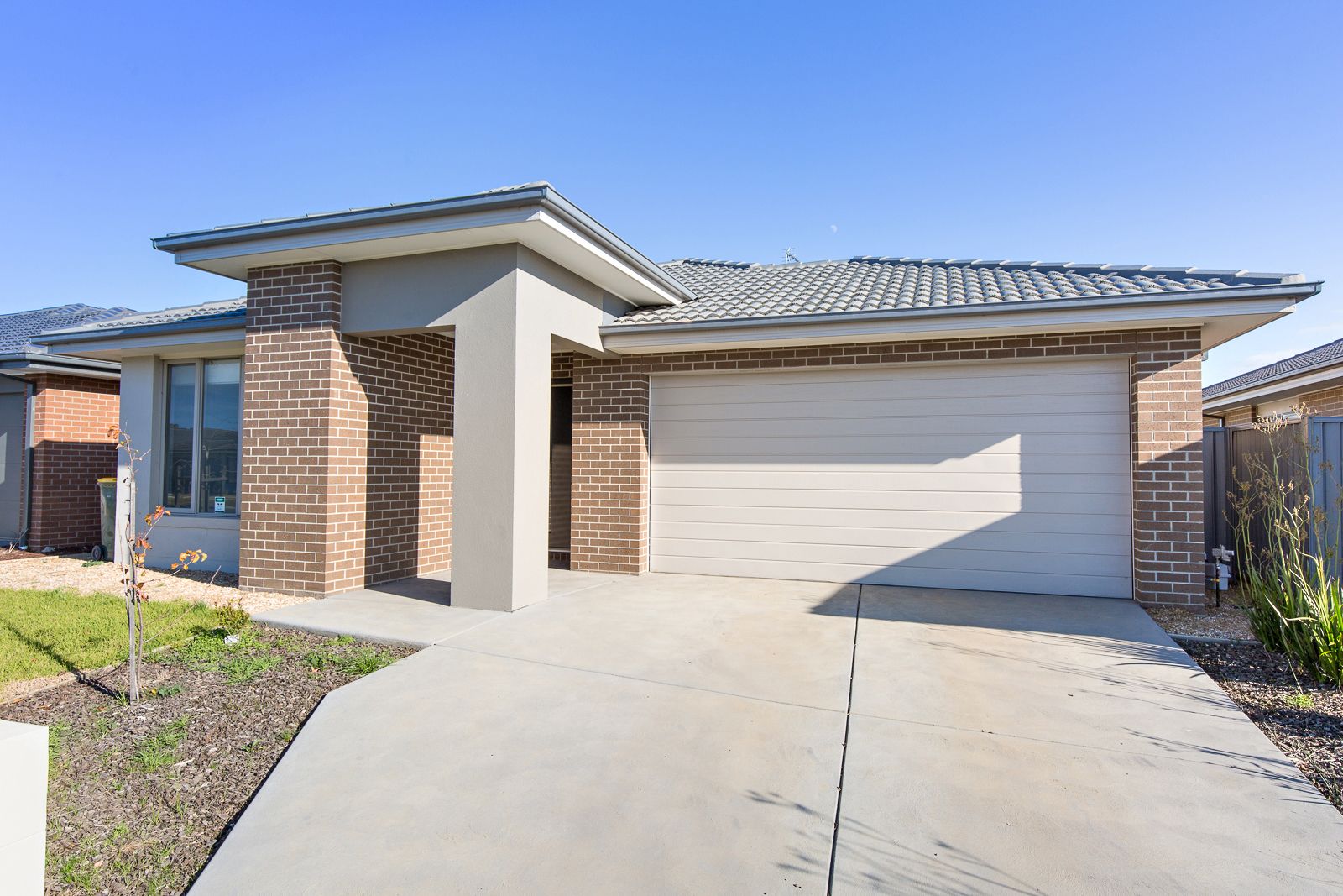 4 bedrooms House in 21 Lugano Avenue ALFREDTON VIC, 3350