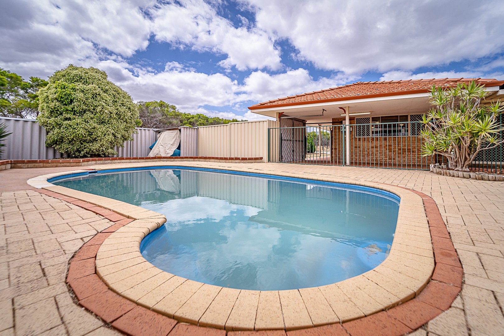 1 Caddy Close, Cooloongup WA 6168, Image 0