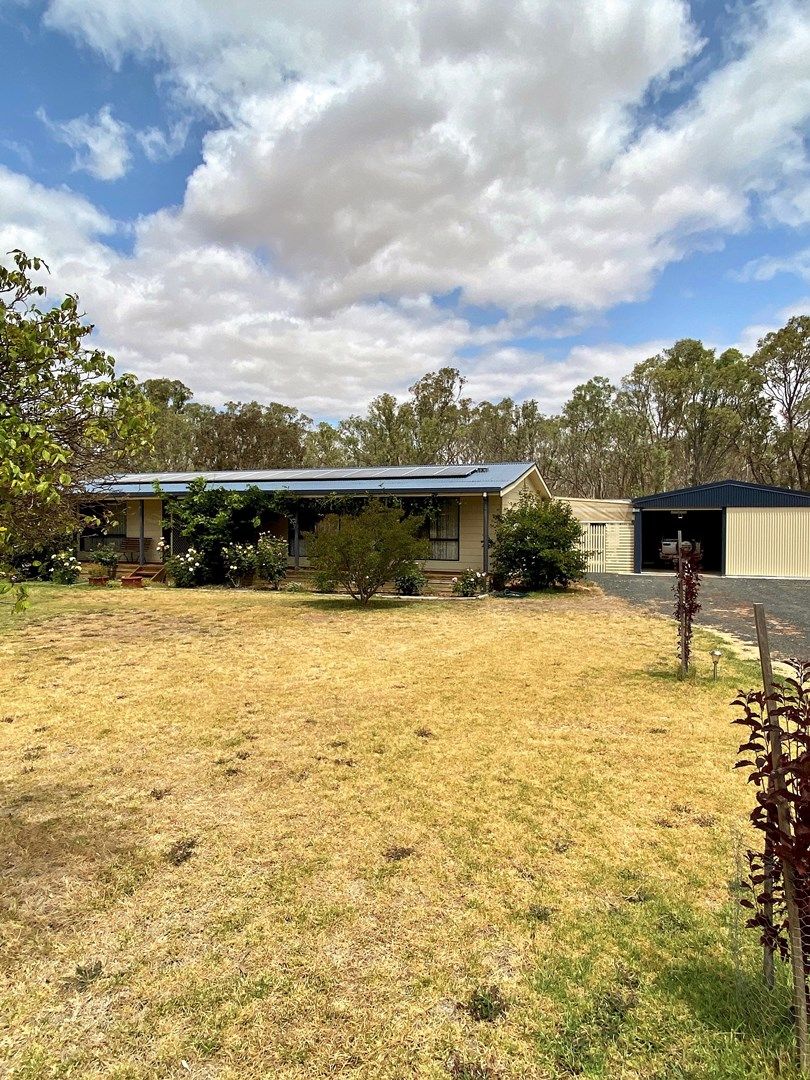 6 Munn Street, Apsley VIC 3319, Image 0