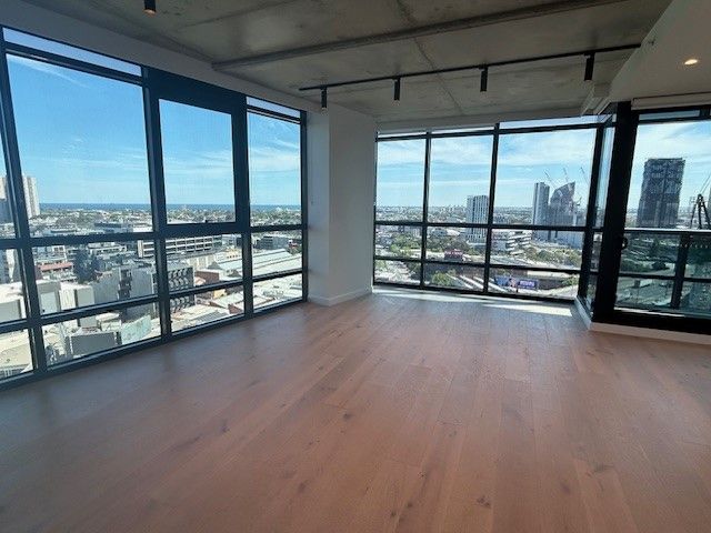 3 bedrooms Apartment / Unit / Flat in 1705/43 Hancock St SOUTHBANK VIC, 3006