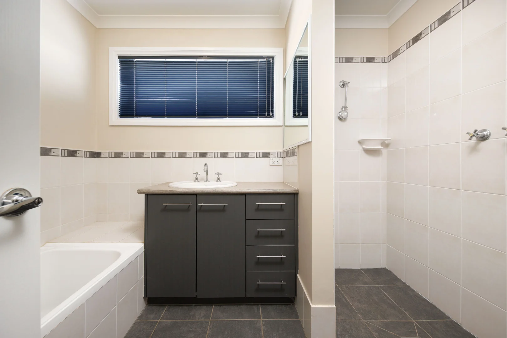 Additional image 10 of 1/9 Thorneycroft Avenue, Wodonga VIC 3690