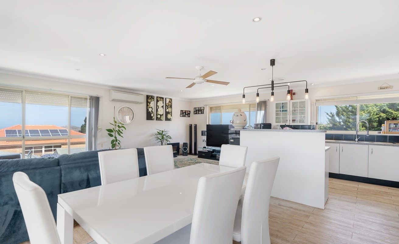 105 Battye Road, Encounter Bay SA 5211 House For Rent 480 Domain