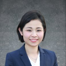 Rebecca Zhang, Sales representative