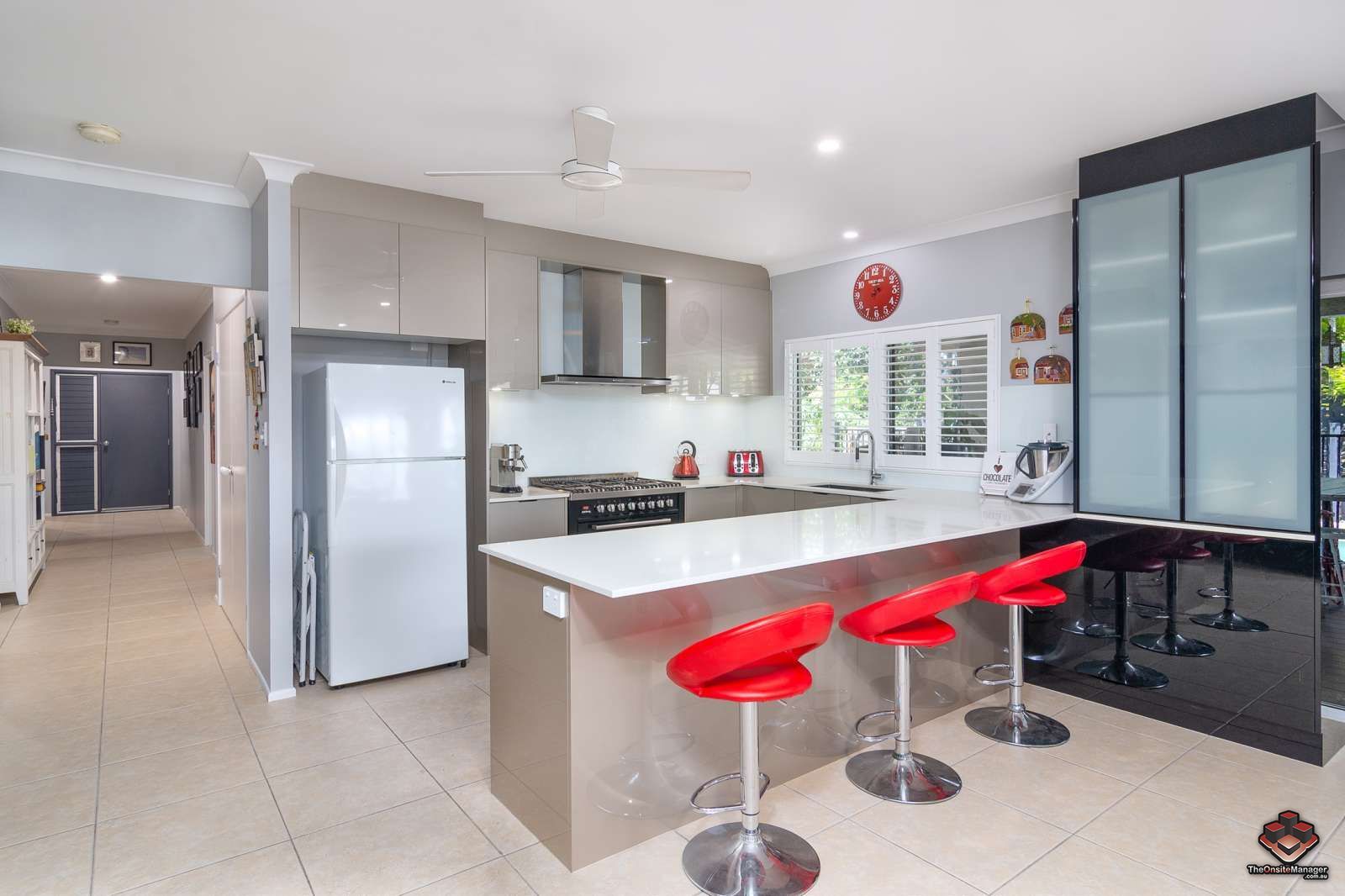 4 bedrooms House in 8 Shearwater Street PORT DOUGLAS QLD, 4877