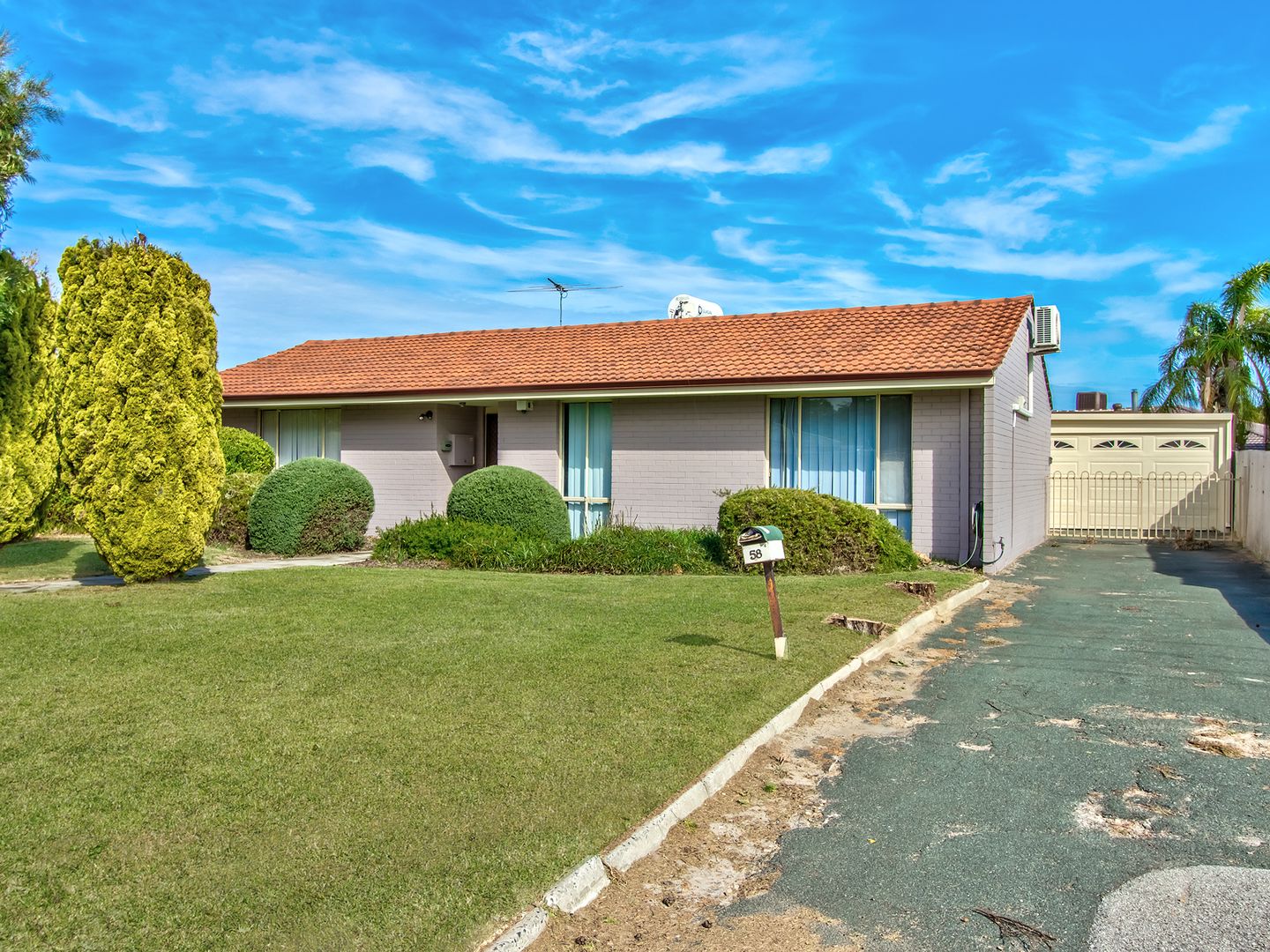 58 Waterton Way, Cooloongup WA 6168