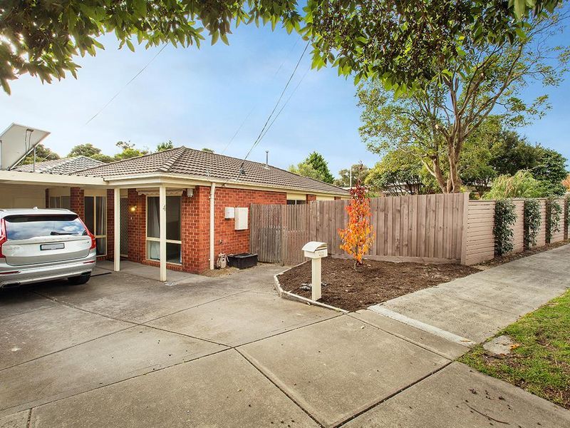 4 Leawarra Parade, Frankston VIC 3199, Image 0