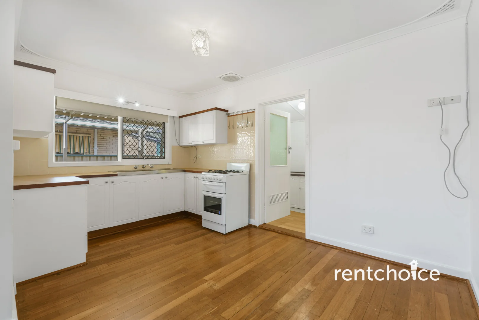 Additional image 5 of 136 Coolgardie Avenue, Redcliffe WA 6104