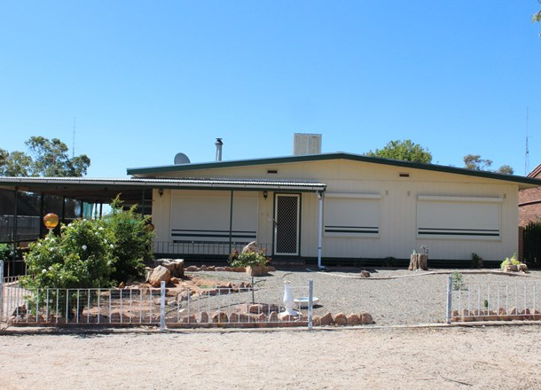 32 First Street, Napperby SA 5540