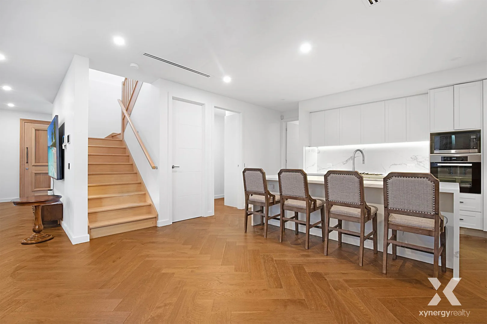 Additional image 5 of 1/5 Aurisch Avenue, Glen Waverley VIC 3150