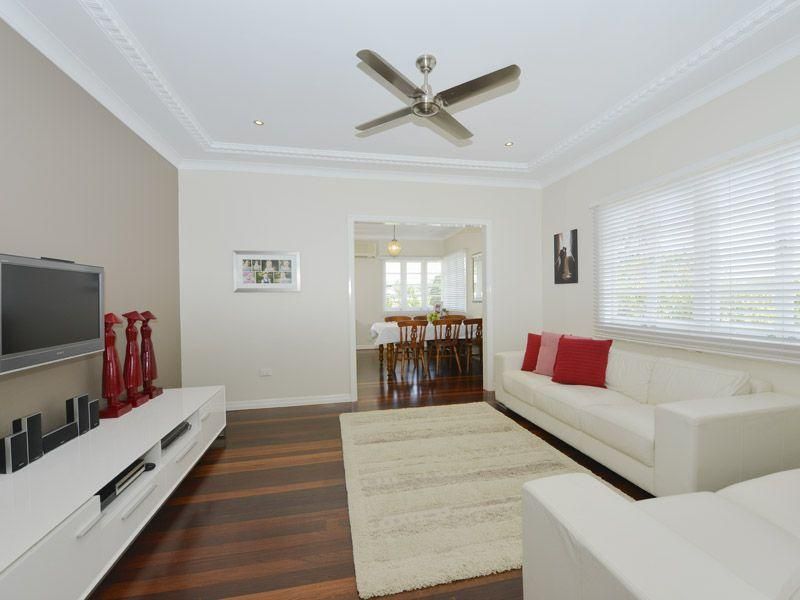 42 Audrey Street, Camp Hill QLD 4152, Image 2