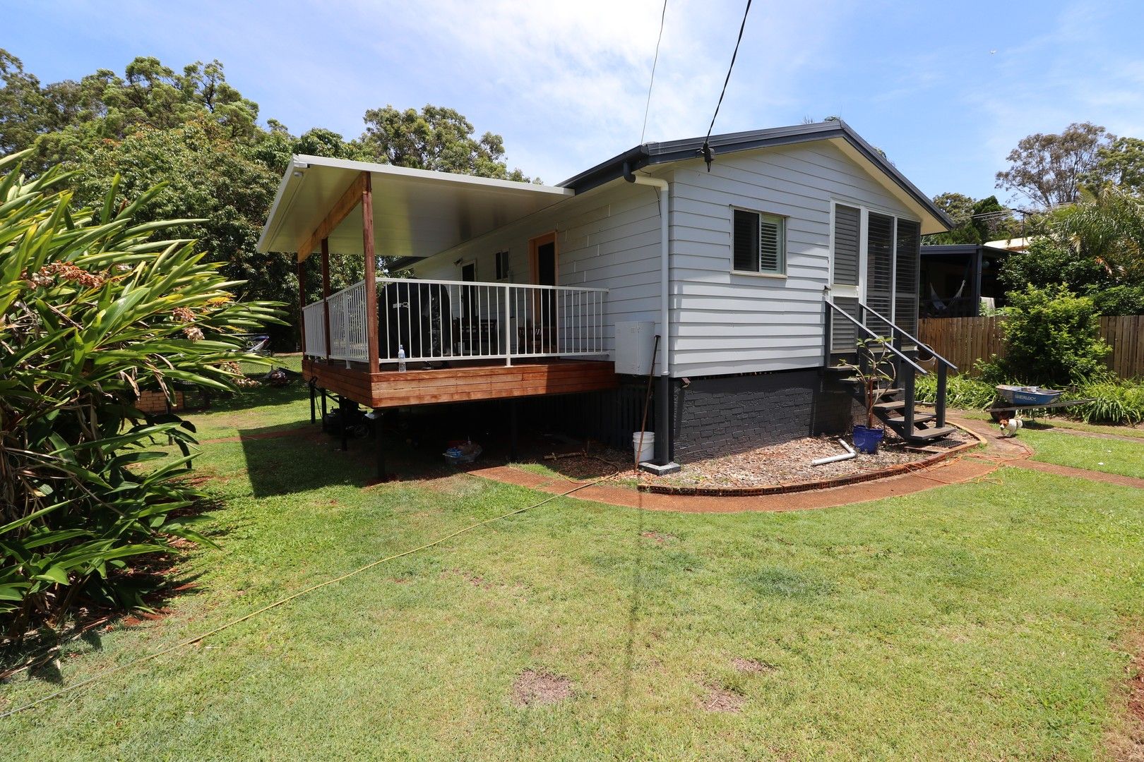 9 Mareela Street, Coochiemudlo Island QLD 4184 House For Rent Domain