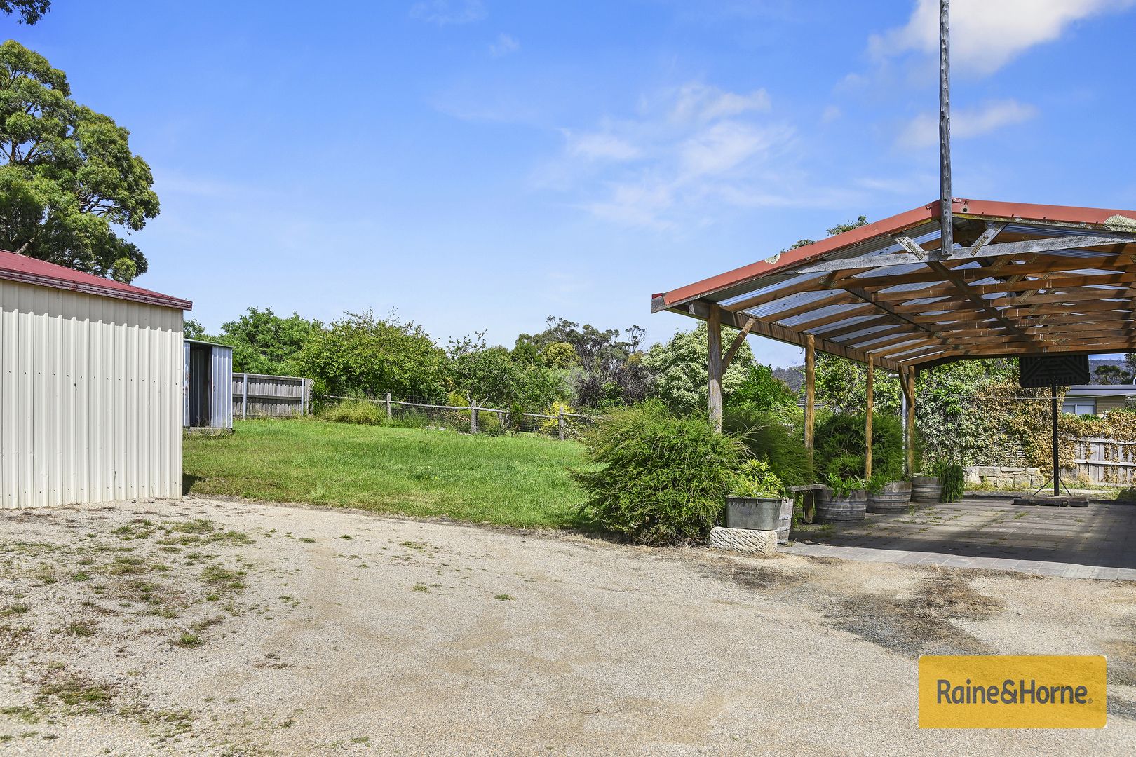 8 Barton Avenue, Triabunna TAS 7190 Domain