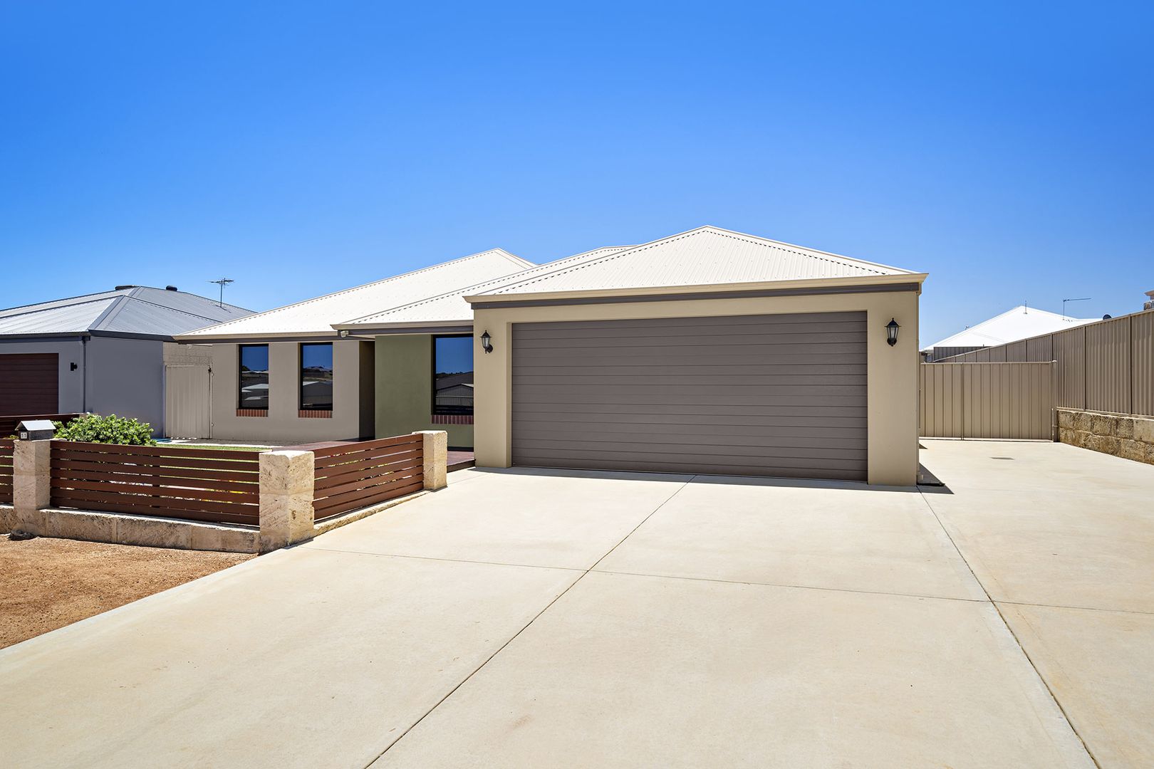 11 Angler Parade, Drummond Cove WA 6532, Image 1