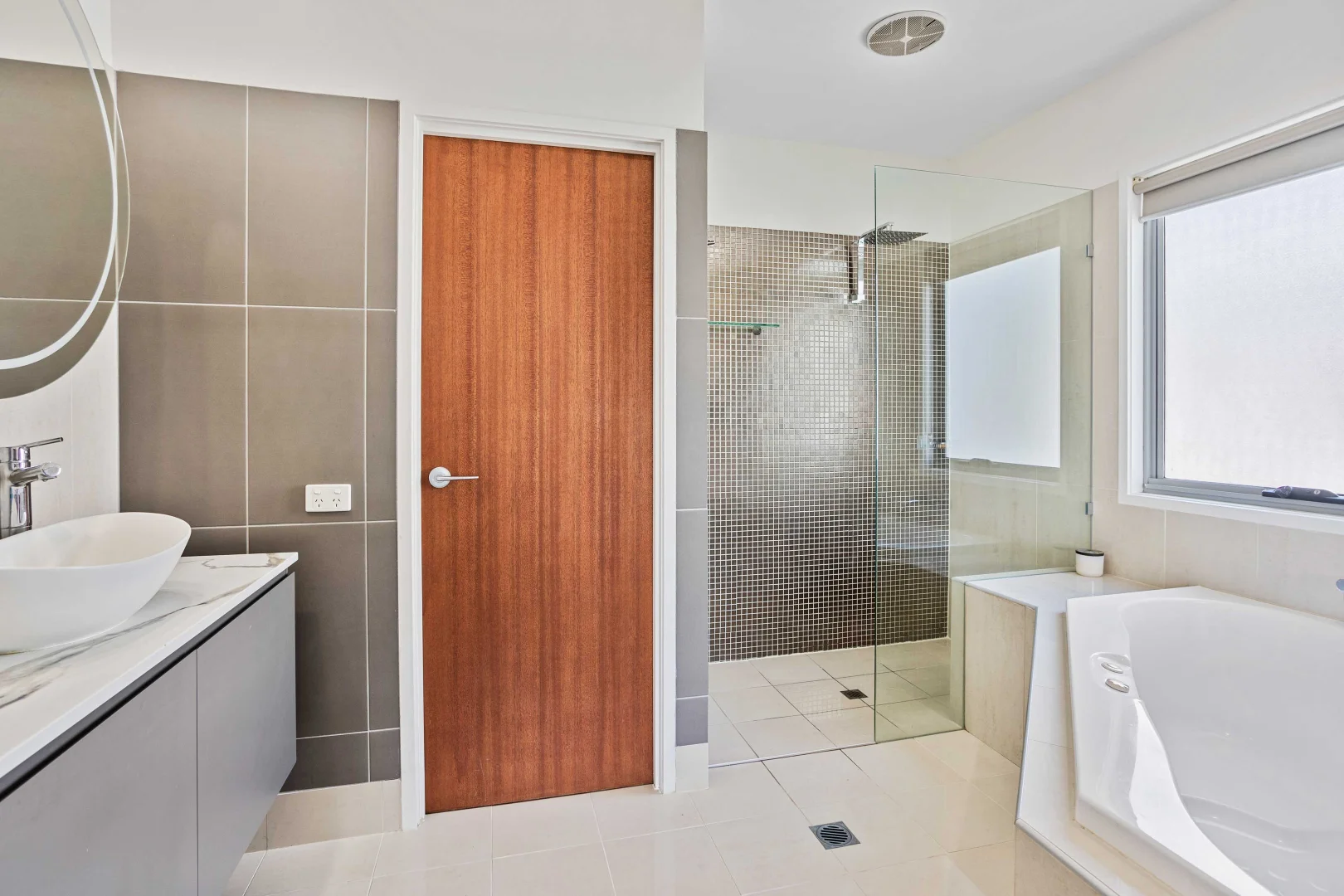 Additional image 6 of 1/56 Albion Avenue, Miami QLD 4220