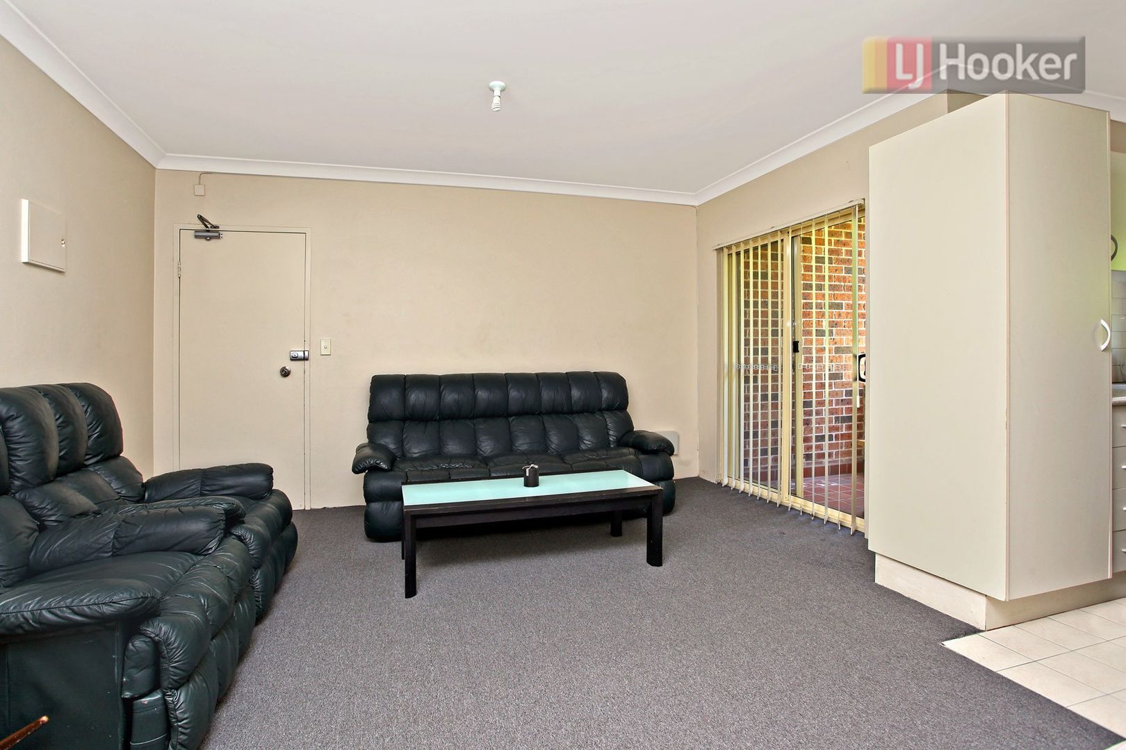 2/22 Bruce Street, Blacktown NSW 2148, Image 2