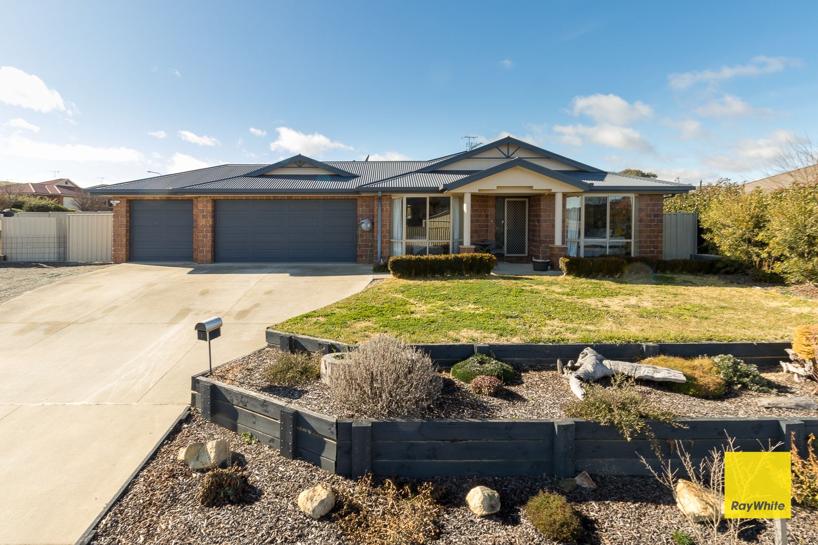 1 McCusker Drive, Bungendore NSW 2621, Image 2