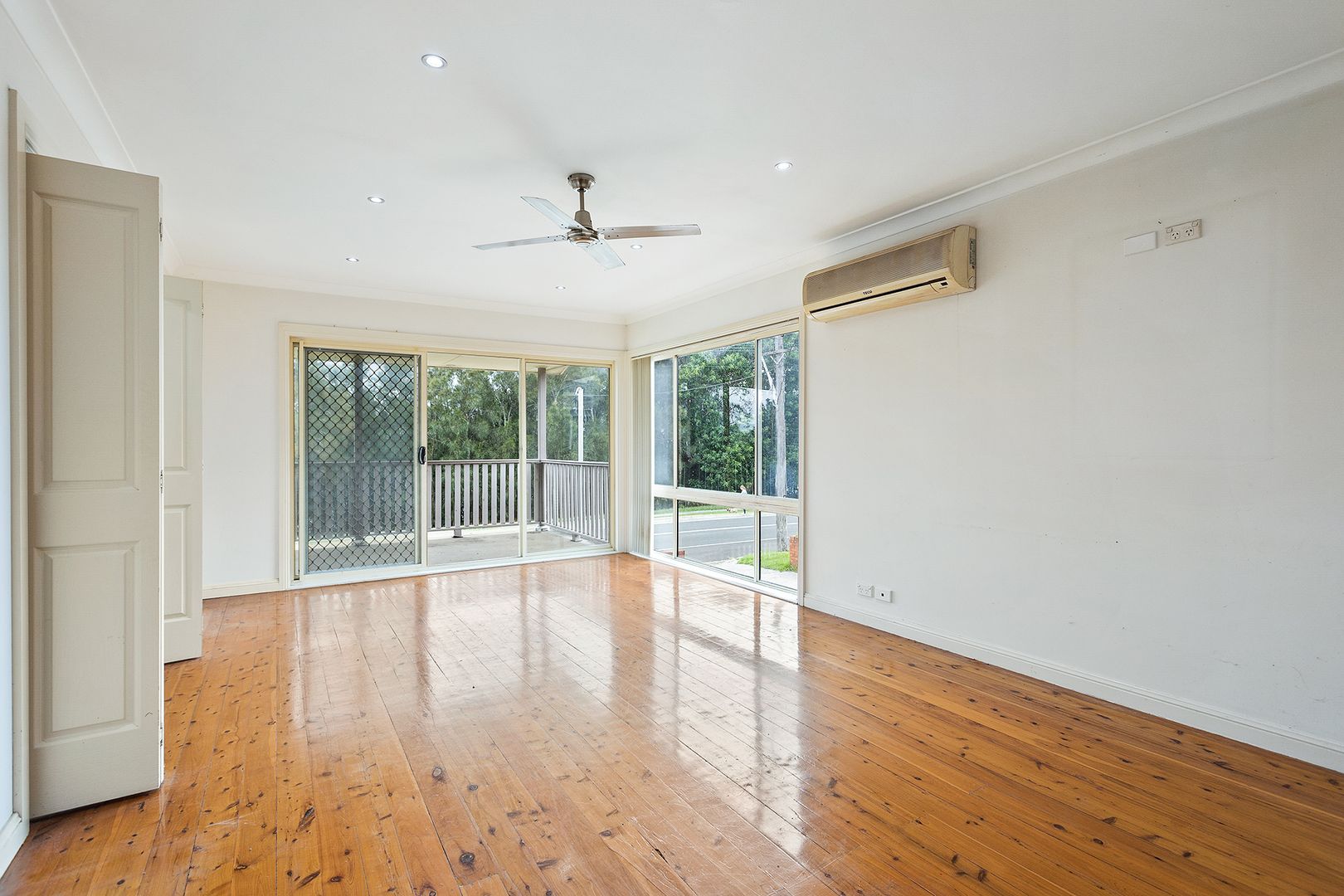 247 Reddall Parade, Mount Warrigal NSW 2528, Image 2