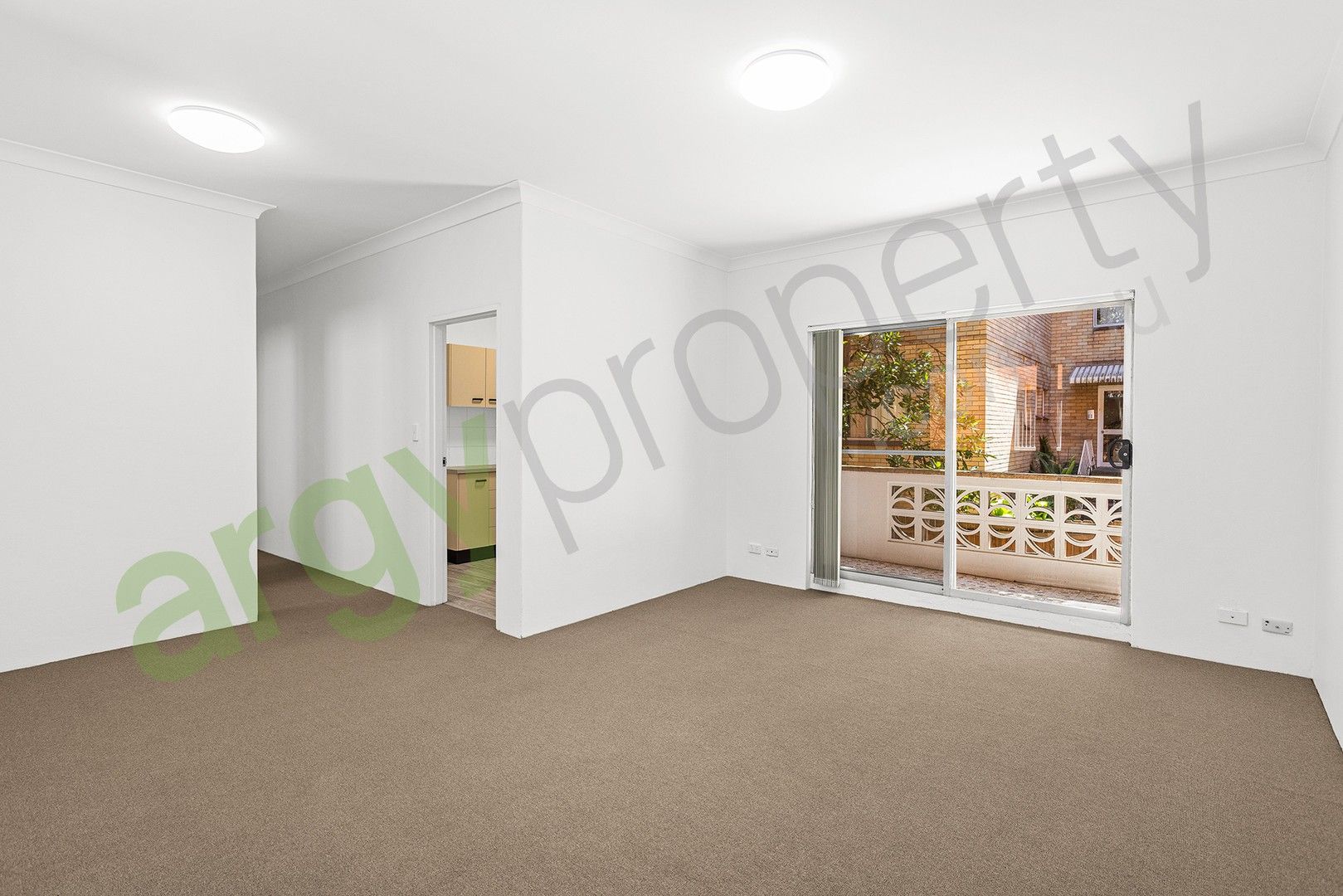 3 bedrooms Apartment / Unit / Flat in 2/22-24 Bellevue Parade HURSTVILLE NSW, 2220