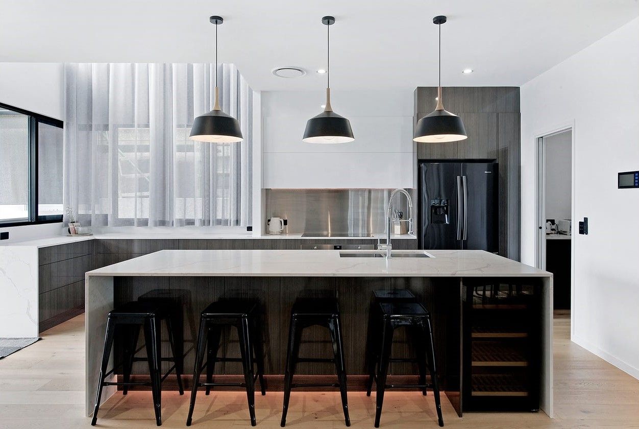 5 bedrooms House in 97 T E Peters Drive BROADBEACH WATERS QLD, 4218