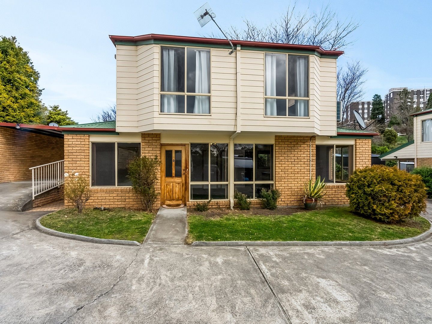 1/42 Forster Street, New Town TAS 7008 Townhouse For Rent 520 Domain