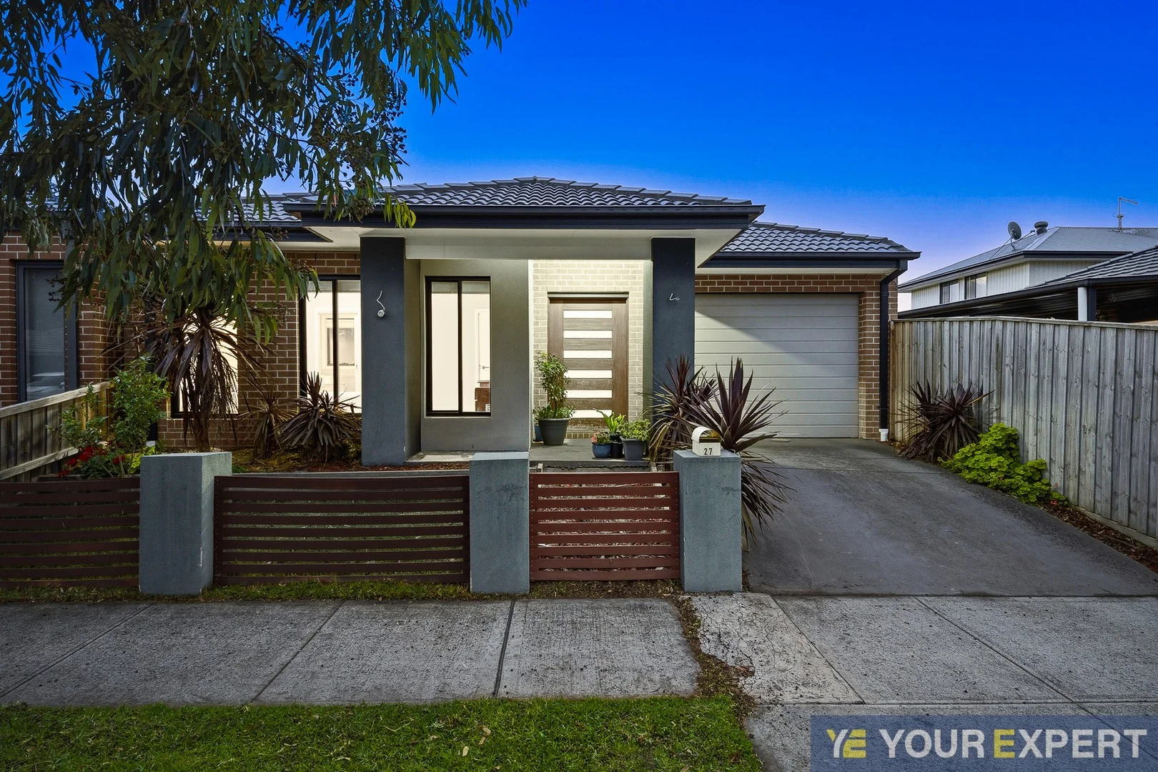 Primary image of 27 Tremont Street, Pakenham VIC 3810