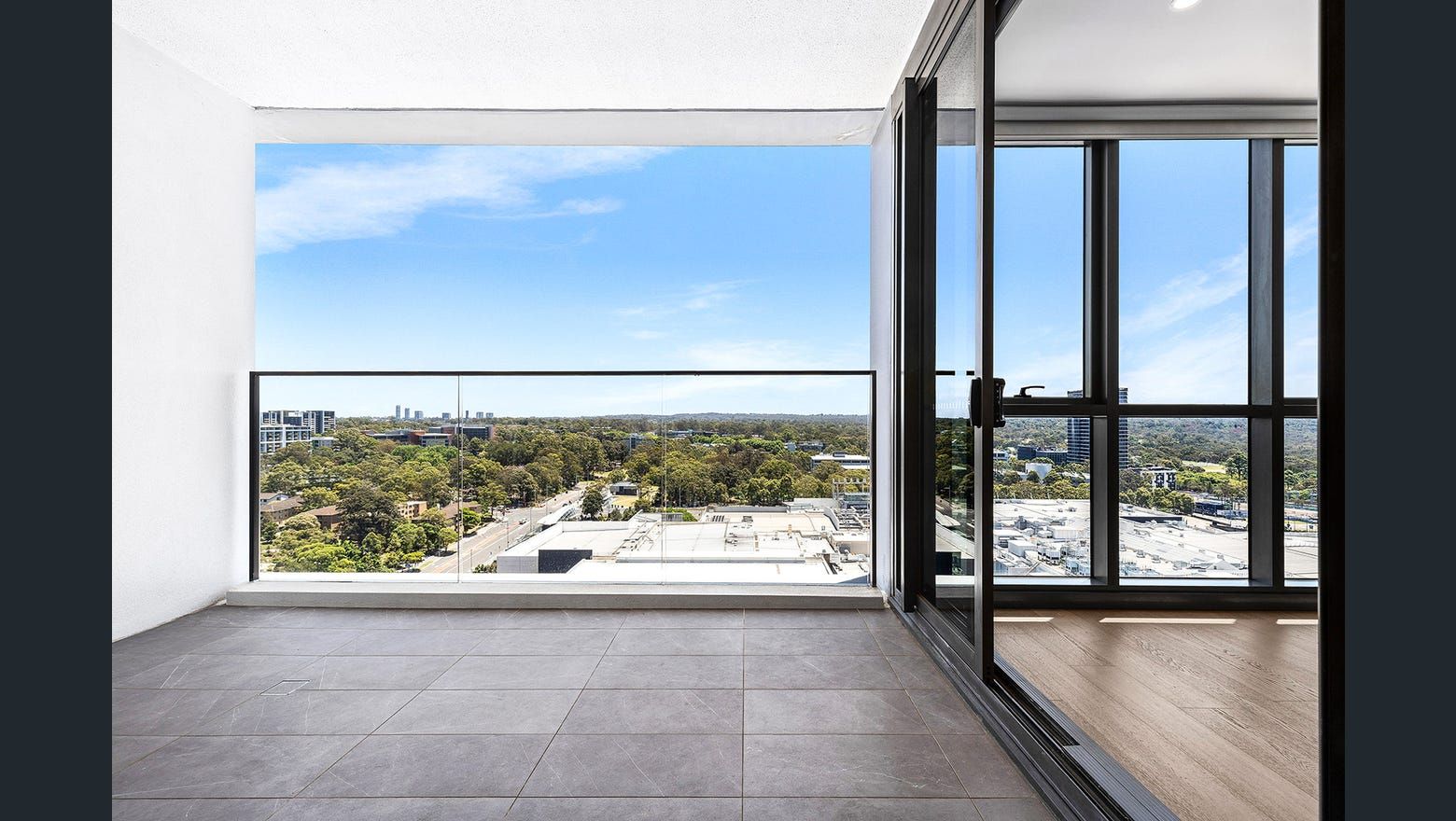 1 bedrooms Apartment / Unit / Flat in 2001A/101 Waterloo Road MACQUARIE PARK NSW, 2113