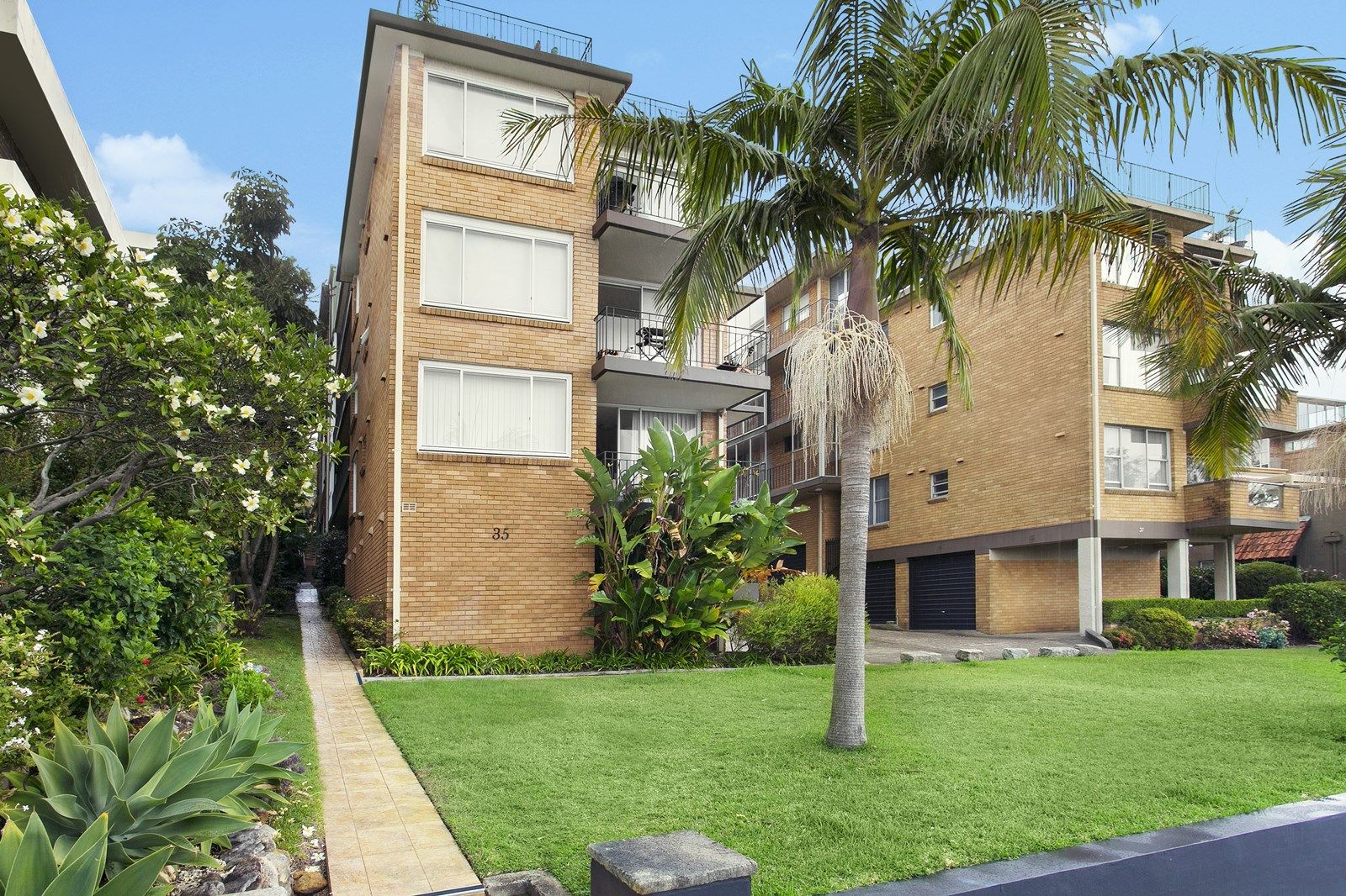 9/35 Moruben Road, Mosman NSW 2088, Image 2