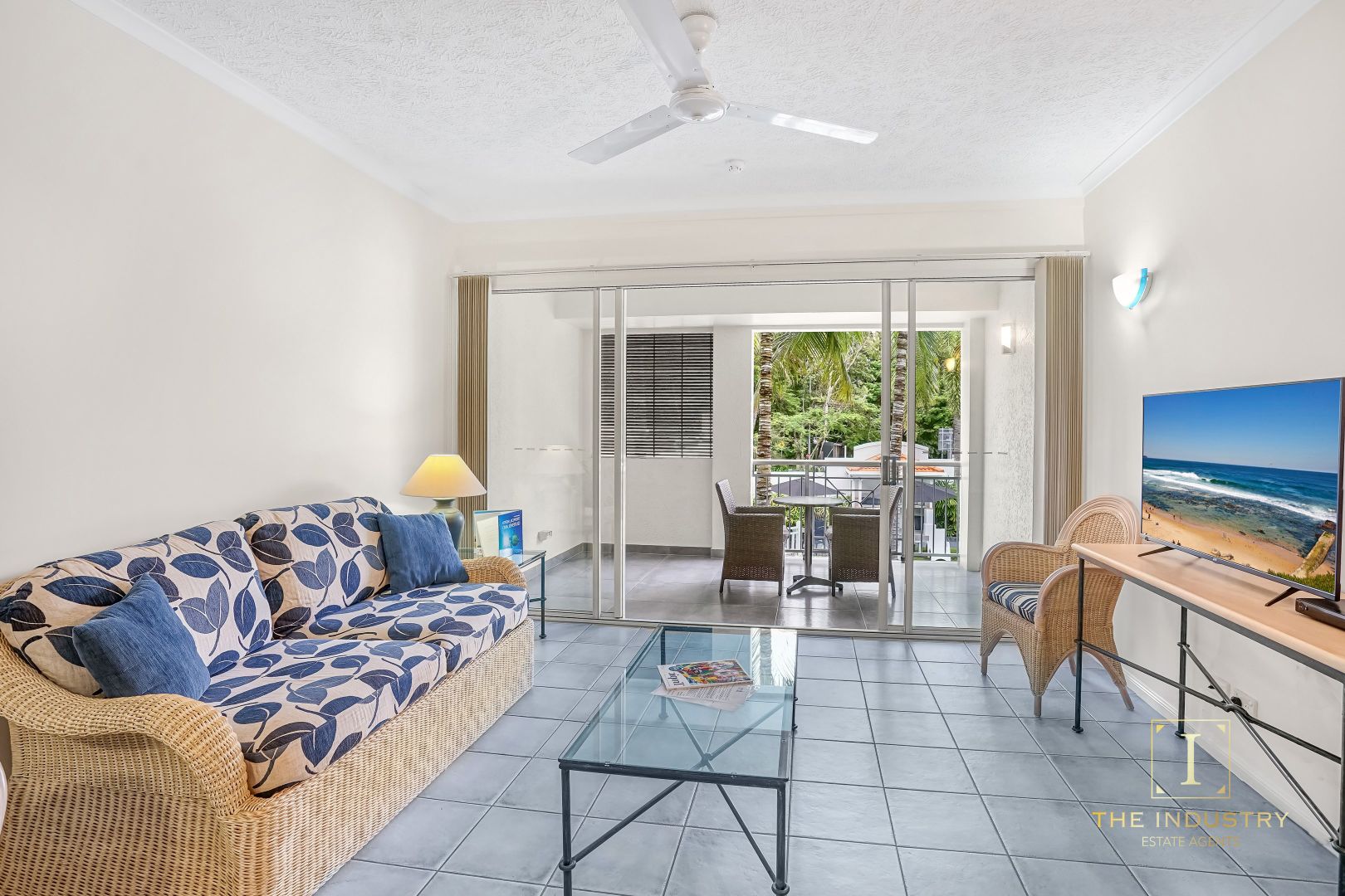 206/139-143 Williams Esplanade, Palm Cove QLD 4879, Image 2