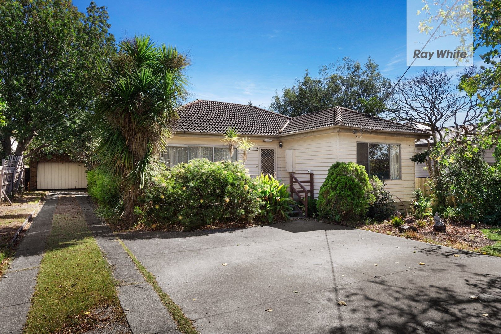 23 Montpellier Road, Burwood VIC 3125, Image 0