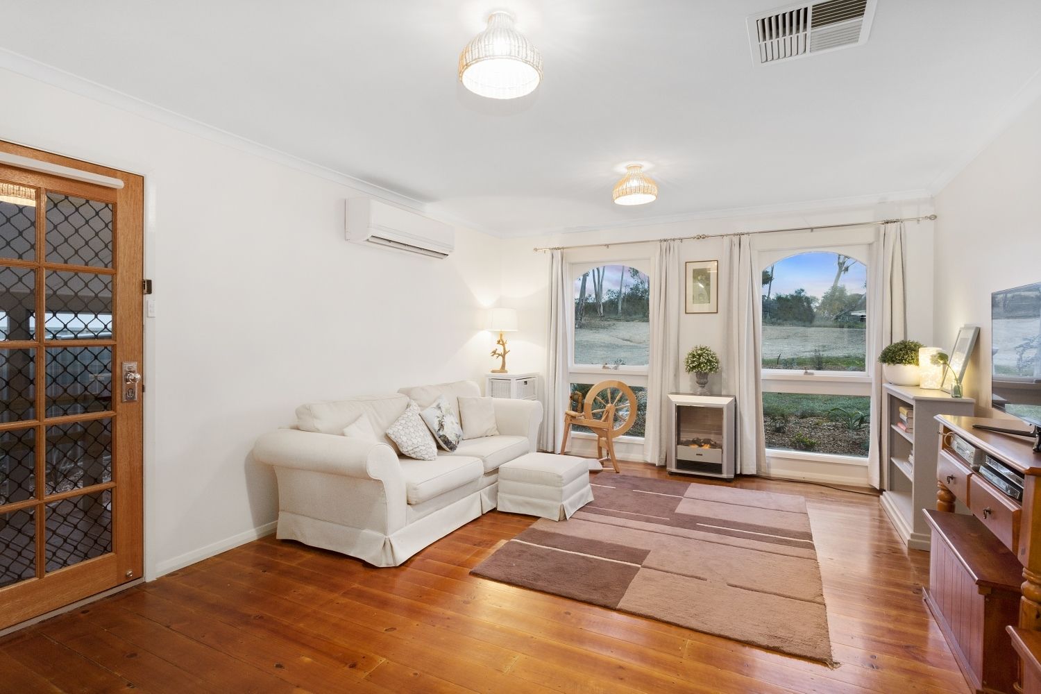 3 Ross Street, White Hills VIC 3550, Image 1