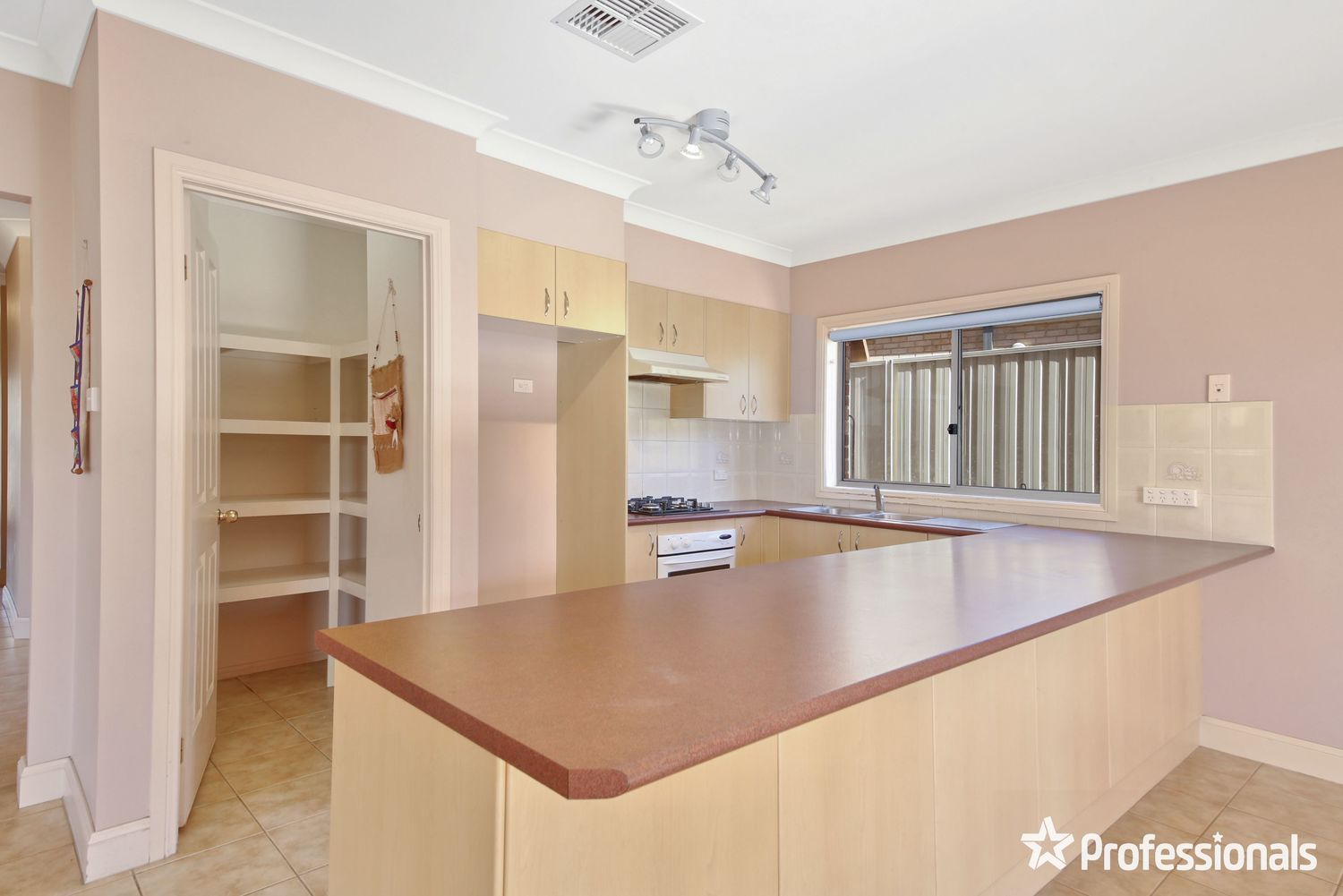 35 Banksia Road, Mount Annan NSW 2567, Image 1