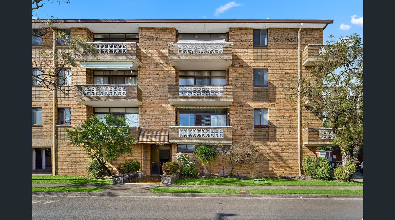 2 bedrooms Apartment / Unit / Flat in 8/187 President Avenue, MONTEREY NSW, 2217