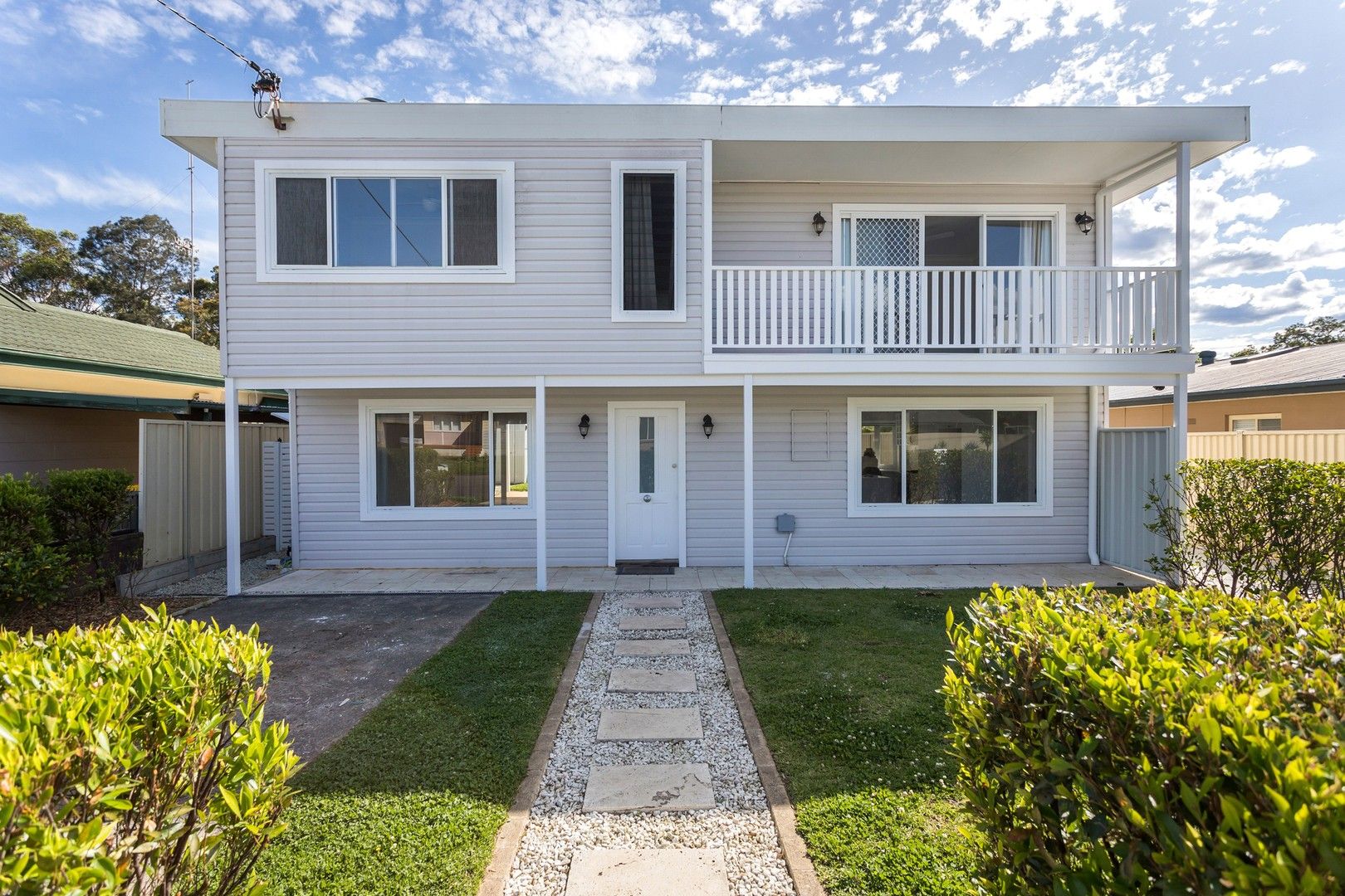 4 bedrooms House in 64 Playford Road KILLARNEY VALE NSW, 2261