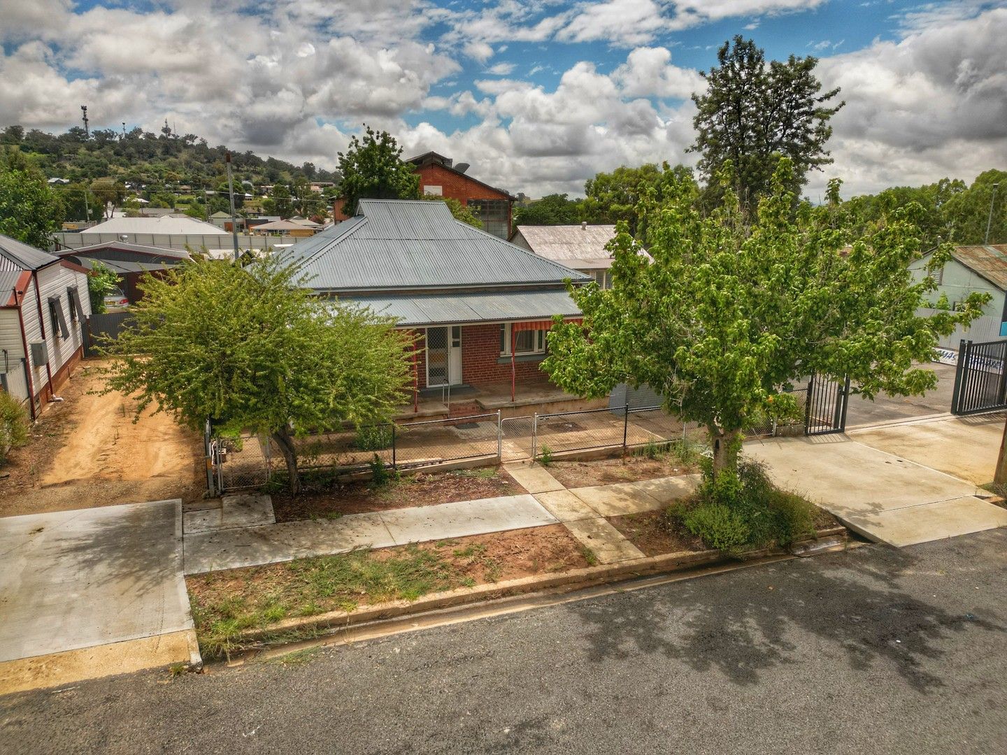 28 Brougham Street, Cowra NSW 2794, Image 0