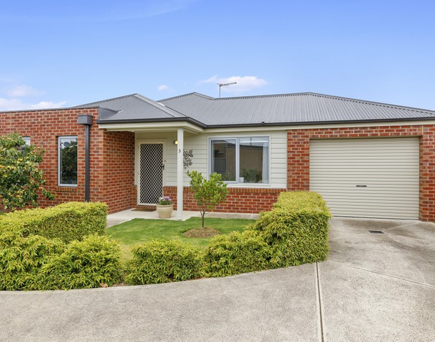 3/7 Karrin Court, Norlane VIC 3214