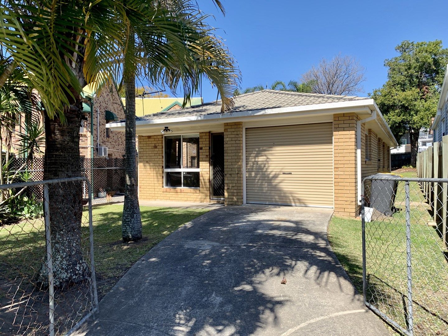 3 bedrooms House in 42 Cardigan Parade MANLY QLD, 4179