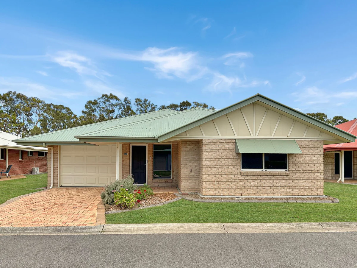 Primary image of Villa 302/74-98 Emerald Park Way, Urangan QLD 4655