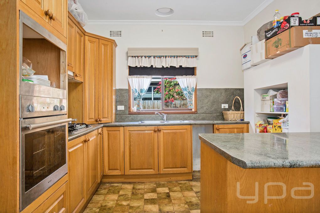 5 Sinns Avenue, Werribee VIC 3030, Image 2