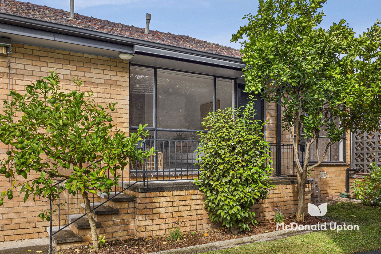 4/207 Napier Street, Essendon VIC 3040, Image 0