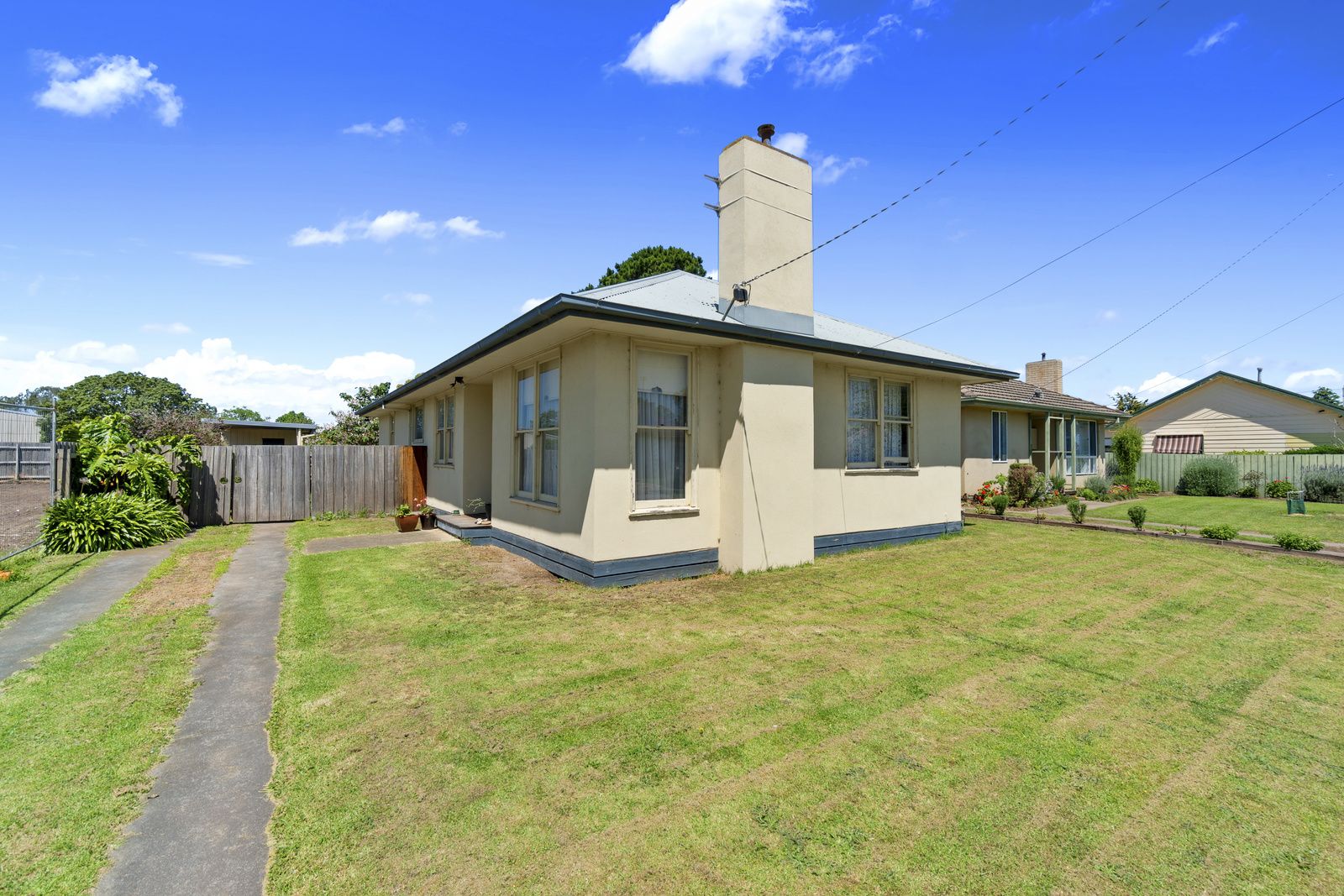 4 Campbell Court, Sale Property History & Address Research Domain