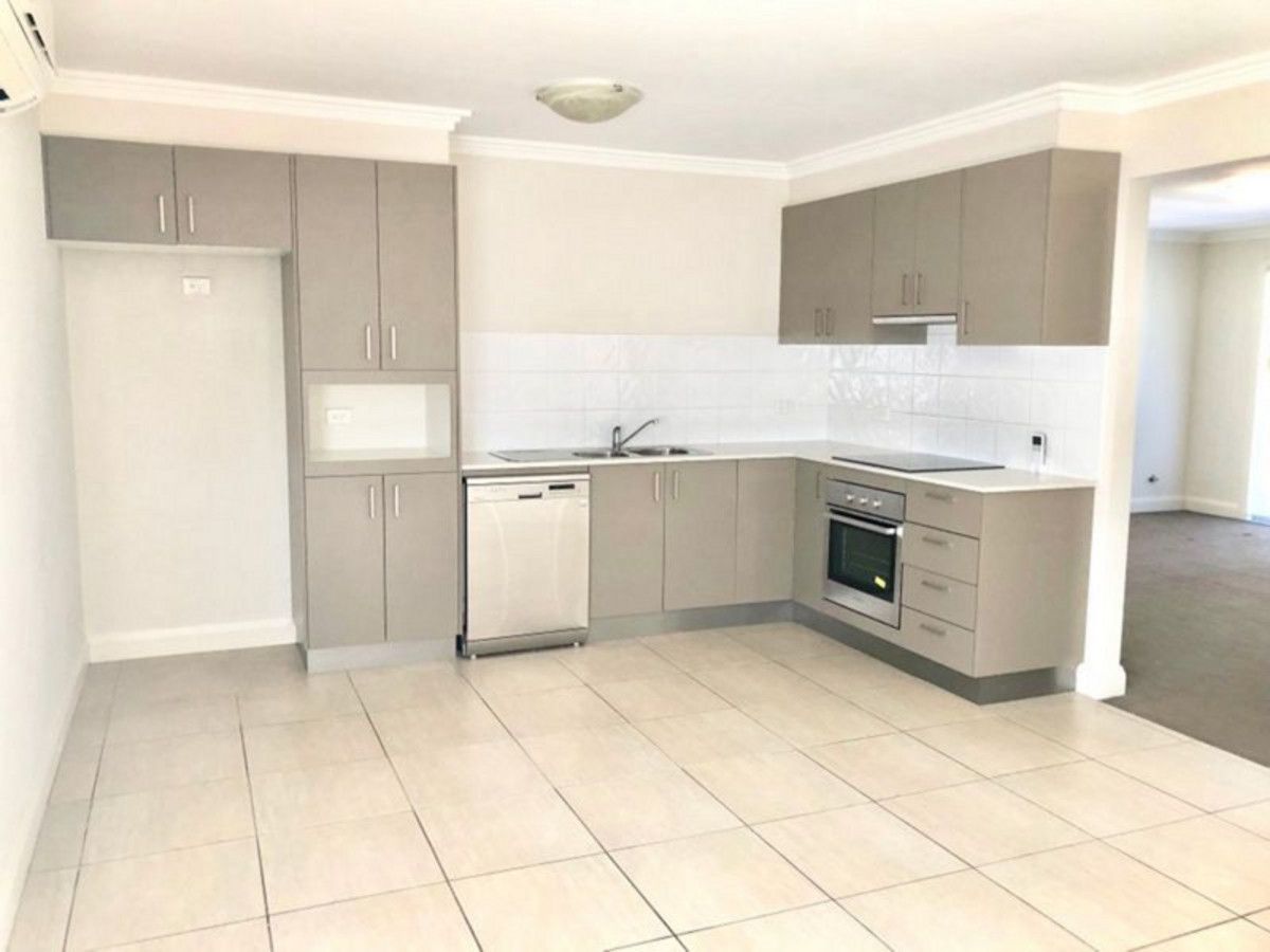 2 bedrooms Apartment / Unit / Flat in 6A Regents Street CAMPBELLTOWN NSW, 2560
