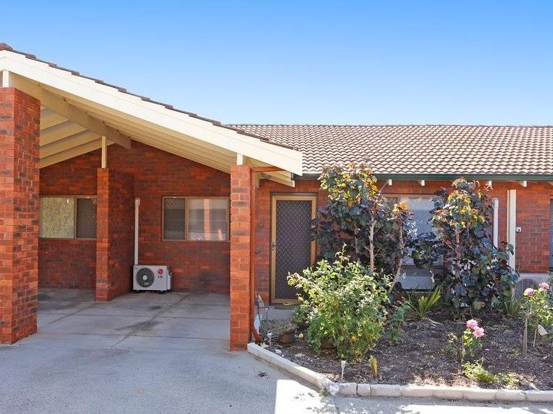 2 bedrooms Villa in 2/63 Royal Street TUART HILL WA, 6060