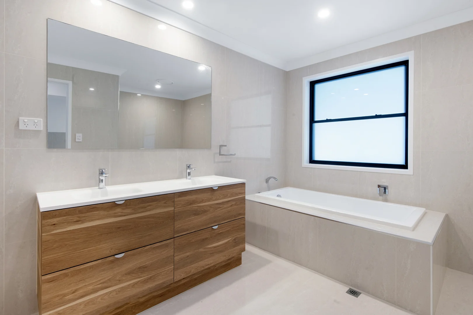 Additional image 18 of 7 Saywell Street, Bundall QLD 4217