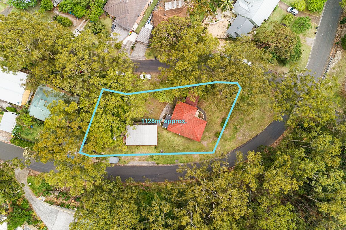 136 The Crescent , Helensburgh NSW 2508