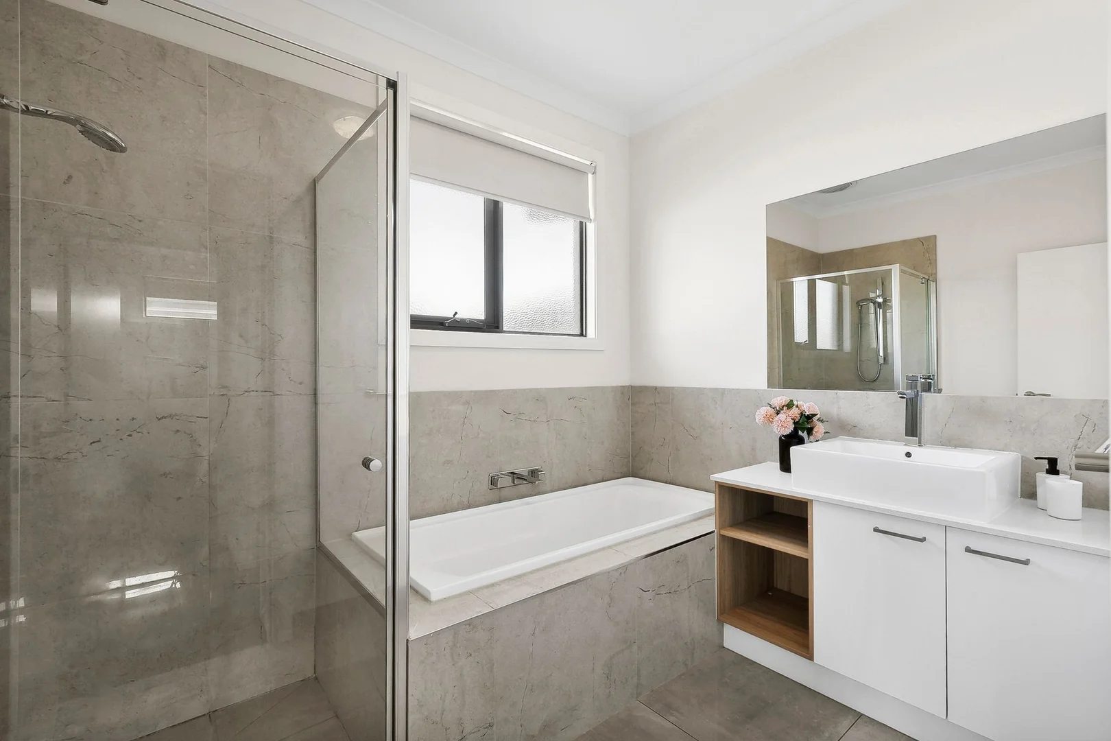 Additional image 9 of 4/13-15 Henry Street, Pakenham VIC 3810